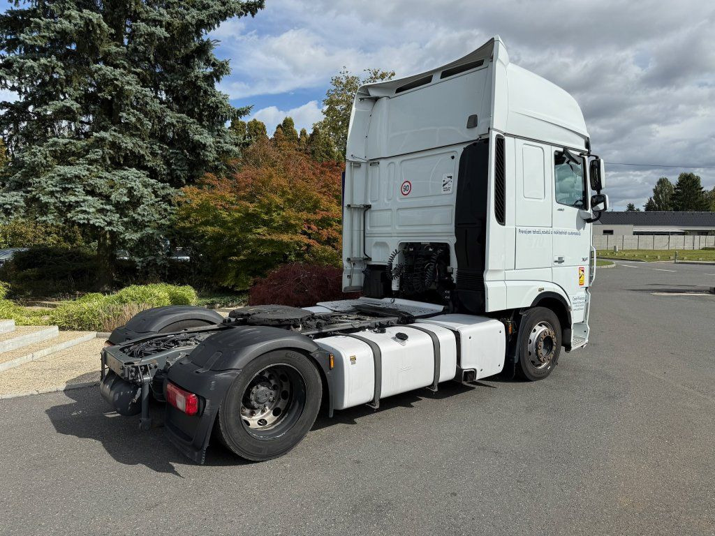 DAF XF480 SSC EURO 6 MEGA/lowdeck - Tegljač: slika DAF XF480 SSC EURO 6 MEGA/lowdeck - Tegljač DAF XF480 SSC EURO 6 MEGA/lowdeck - Tegljač: slika DAF XF480 SSC EURO 6 MEGA/lowdeck - Tegljač