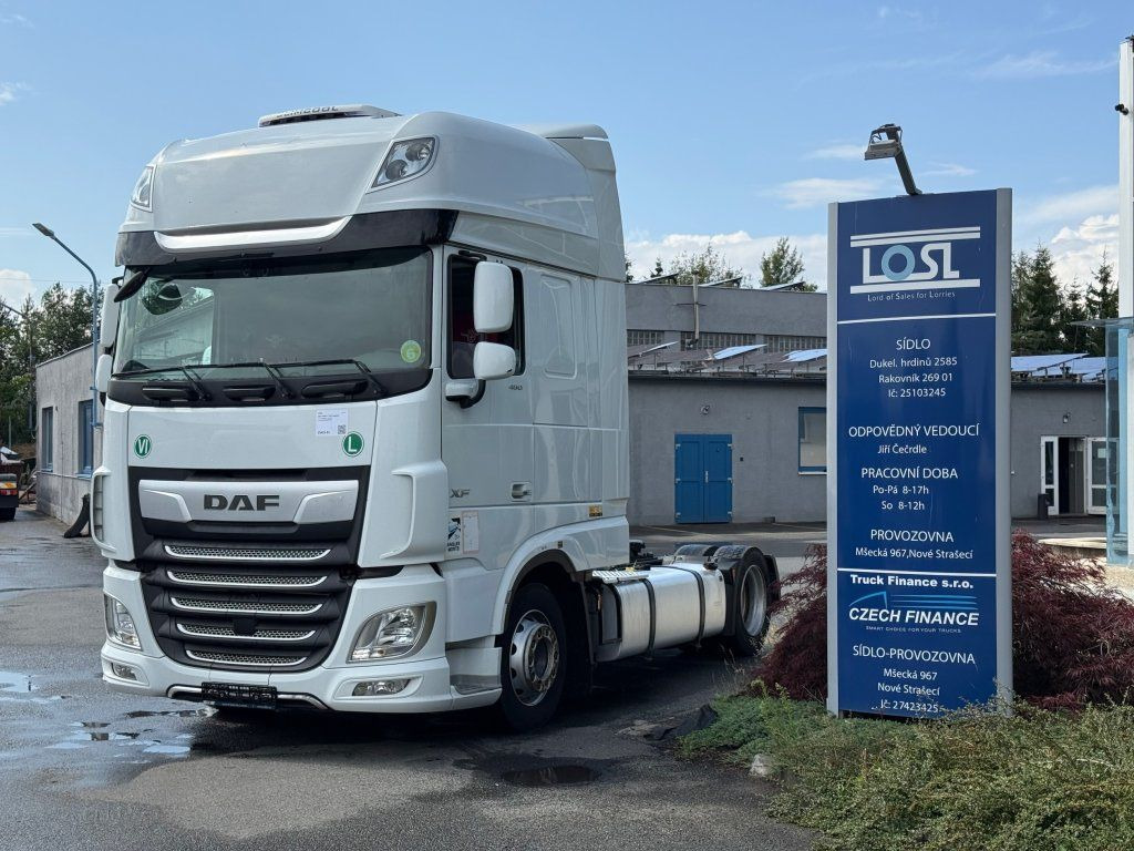 DAF XF480 SSC EURO 6 MEGA/lowdeck - Tegljač: slika DAF XF480 SSC EURO 6 MEGA/lowdeck - Tegljač DAF XF480 SSC EURO 6 MEGA/lowdeck - Tegljač: slika DAF XF480 SSC EURO 6 MEGA/lowdeck - Tegljač