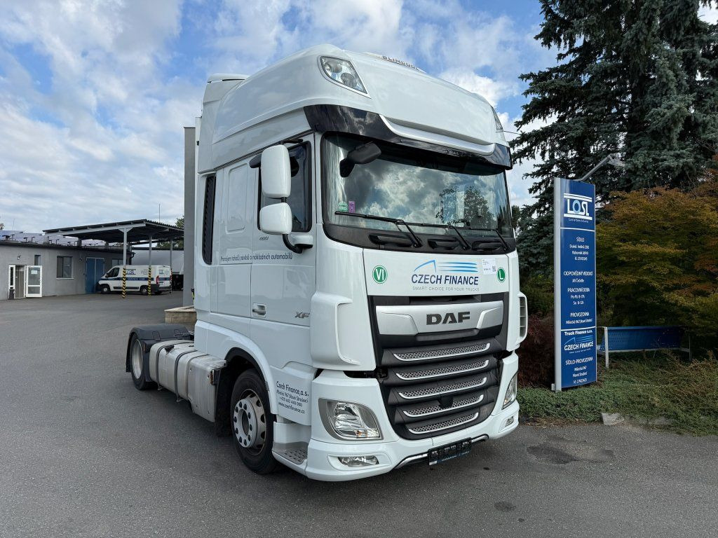 DAF XF480 SSC EURO 6 MEGA/lowdeck - Tegljač: slika DAF XF480 SSC EURO 6 MEGA/lowdeck - Tegljač DAF XF480 SSC EURO 6 MEGA/lowdeck - Tegljač: slika DAF XF480 SSC EURO 6 MEGA/lowdeck - Tegljač