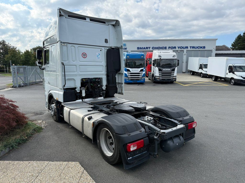 DAF XF480 SSC EURO 6 MEGA/lowdeck - Tegljač: slika DAF XF480 SSC EURO 6 MEGA/lowdeck - Tegljač DAF XF480 SSC EURO 6 MEGA/lowdeck - Tegljač: slika DAF XF480 SSC EURO 6 MEGA/lowdeck - Tegljač