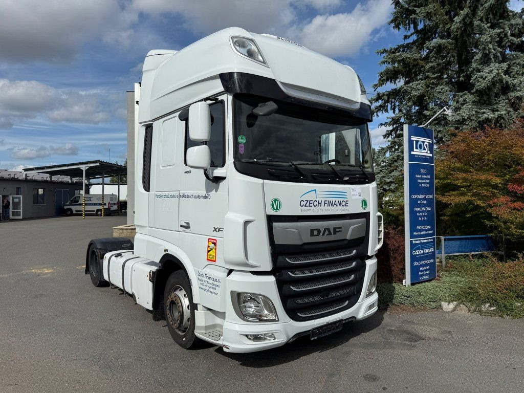 DAF XF480 SSC EURO 6 MEGA/lowdeck - Tegljač: slika DAF XF480 SSC EURO 6 MEGA/lowdeck - Tegljač DAF XF480 SSC EURO 6 MEGA/lowdeck - Tegljač: slika DAF XF480 SSC EURO 6 MEGA/lowdeck - Tegljač