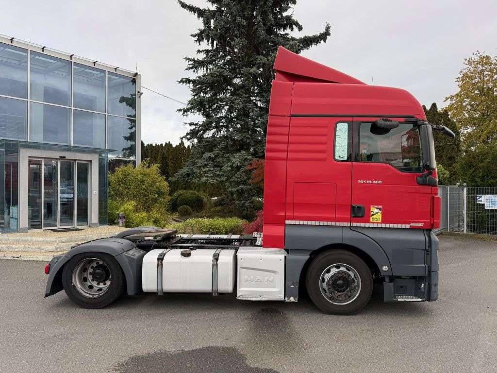 MAN TGX18.460 EURO 6 MEGA/lowdeck NEW TACHO RETARDER - Tegljač: slika MAN TGX18.460 EURO 6 MEGA/lowdeck NEW TACHO RETARDER - Tegljač MAN TGX18.460 EURO 6 MEGA/lowdeck NEW TACHO RETARDER - Tegljač: slika MAN TGX18.460 EURO 6 MEGA/lowdeck NEW TACHO RETARDER - Tegljač