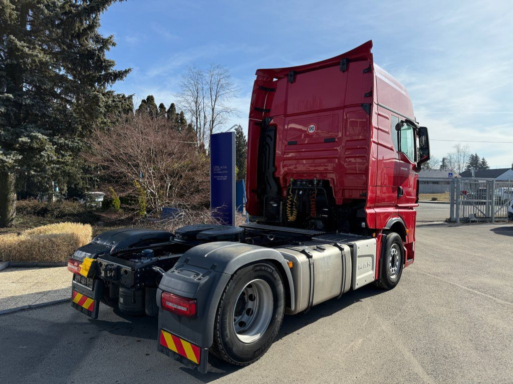 MAN TGX18.470 XXL EURO 6 Retarder - Tegljač: slika MAN TGX18.470 XXL EURO 6 Retarder - Tegljač MAN TGX18.470 XXL EURO 6 Retarder - Tegljač: slika MAN TGX18.470 XXL EURO 6 Retarder - Tegljač