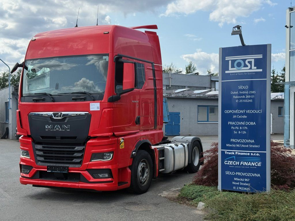 MAN TGX18.510 EURO 6 Retarder - Tegljač: slika MAN TGX18.510 EURO 6 Retarder - Tegljač MAN TGX18.510 EURO 6 Retarder - Tegljač: slika MAN TGX18.510 EURO 6 Retarder - Tegljač