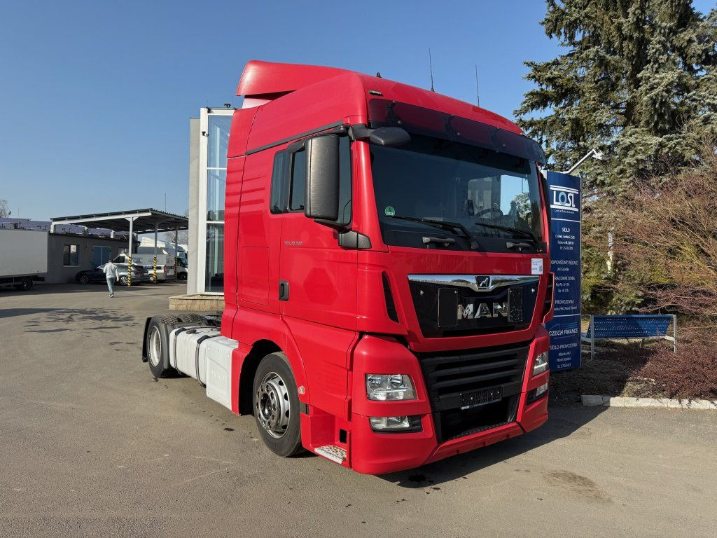 MAN TGX18.510 XLX EURO 6 MEGAlowdeck - Tegljač: slika MAN TGX18.510 XLX EURO 6 MEGAlowdeck - Tegljač MAN TGX18.510 XLX EURO 6 MEGAlowdeck - Tegljač: slika MAN TGX18.510 XLX EURO 6 MEGAlowdeck - Tegljač