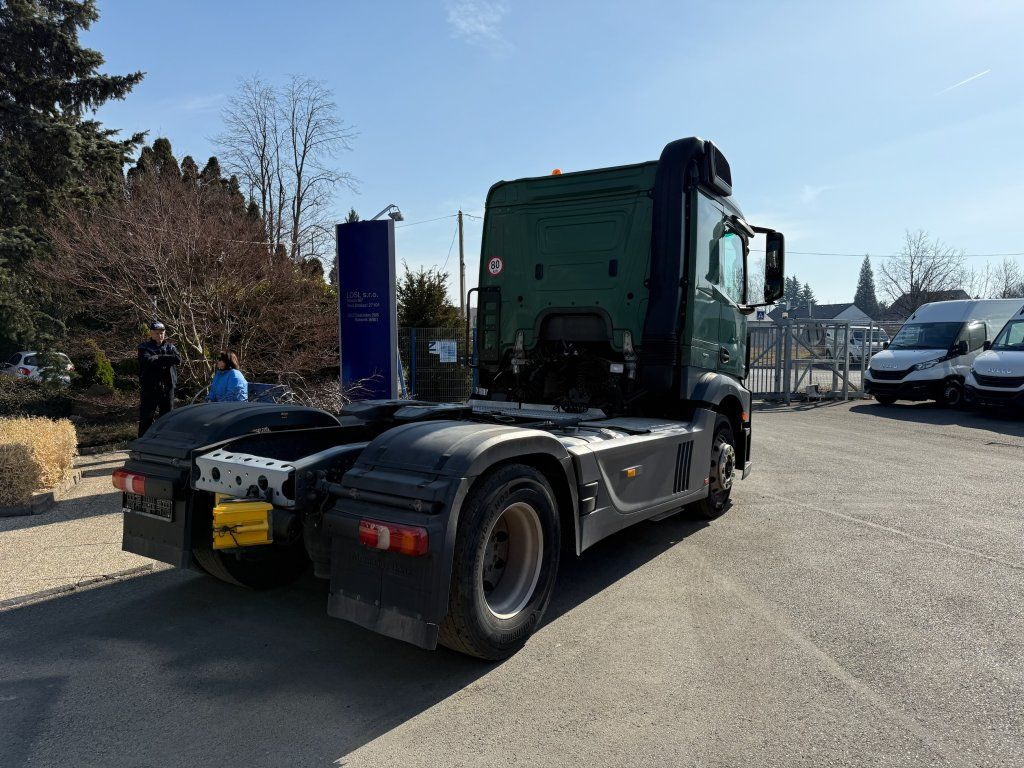 Mercedes-Benz 1843 Actros ADR FL, EX/II, EX/III, AT - Tegljač: slika Mercedes-Benz 1843 Actros ADR FL, EX/II, EX/III, AT - Tegljač Mercedes-Benz 1843 Actros ADR FL, EX/II, EX/III, AT - Tegljač: slika Mercedes-Benz 1843 Actros ADR FL, EX/II, EX/III, AT - Tegljač