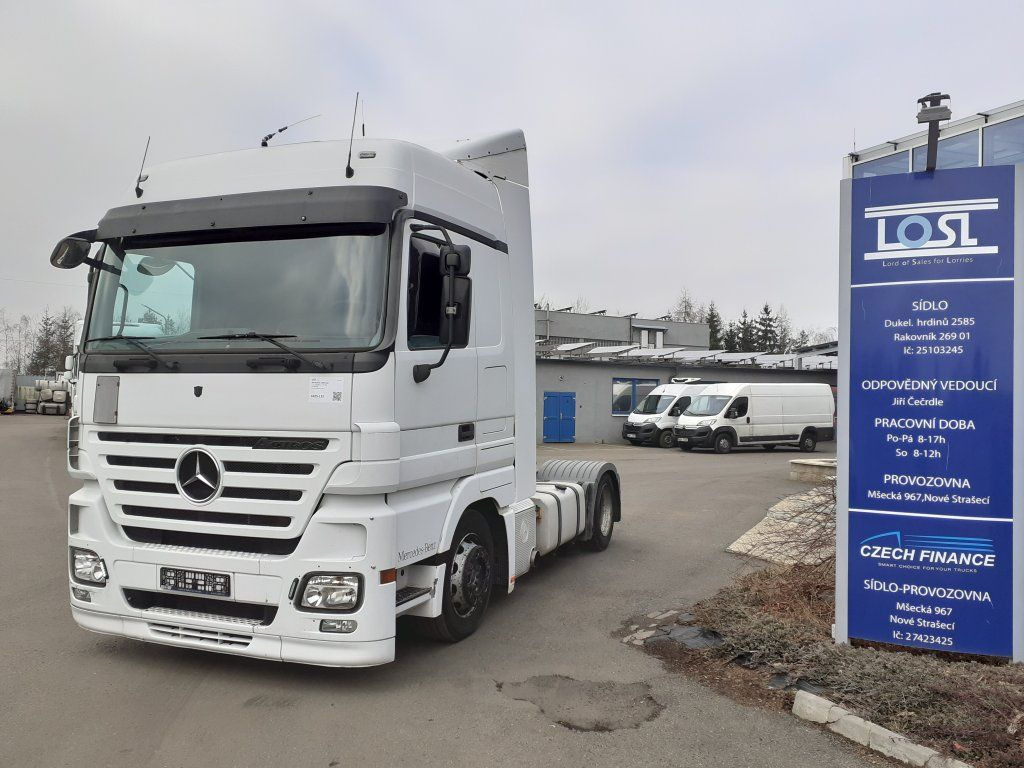 Mercedes-Benz 1844 Actros MEGA/Lowdeck EURO 5 - Tegljač: slika Mercedes-Benz 1844 Actros MEGA/Lowdeck EURO 5 - Tegljač Mercedes-Benz 1844 Actros MEGA/Lowdeck EURO 5 - Tegljač: slika Mercedes-Benz 1844 Actros MEGA/Lowdeck EURO 5 - Tegljač