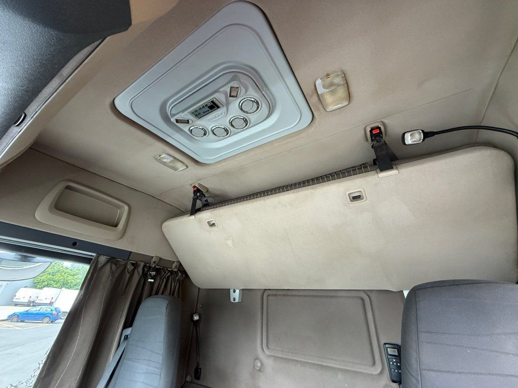 Tegljač Scania R410 EURO 6 MEGA/lowdeck: slika Tegljač Scania R410 EURO 6 MEGA/lowdeck Tegljač Scania R410 EURO 6 MEGA/lowdeck: slika Tegljač Scania R410 EURO 6 MEGA/lowdeck