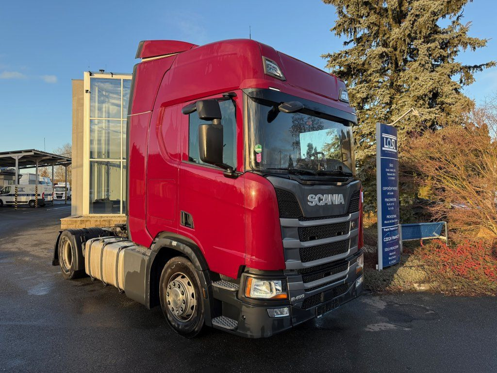 Scania R450 EURO 6 - Tegljač: slika Scania R450 EURO 6 - Tegljač Scania R450 EURO 6 - Tegljač: slika Scania R450 EURO 6 - Tegljač