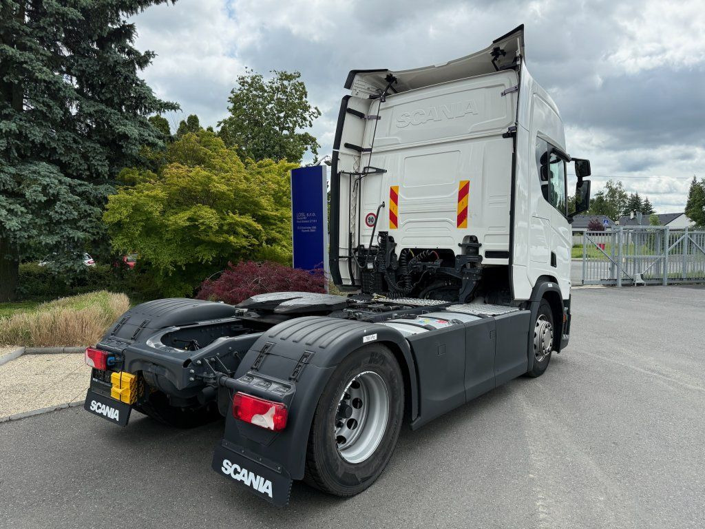 Scania R450 Euro 6 - Tegljač: slika Scania R450 Euro 6 - Tegljač Scania R450 Euro 6 - Tegljač: slika Scania R450 Euro 6 - Tegljač