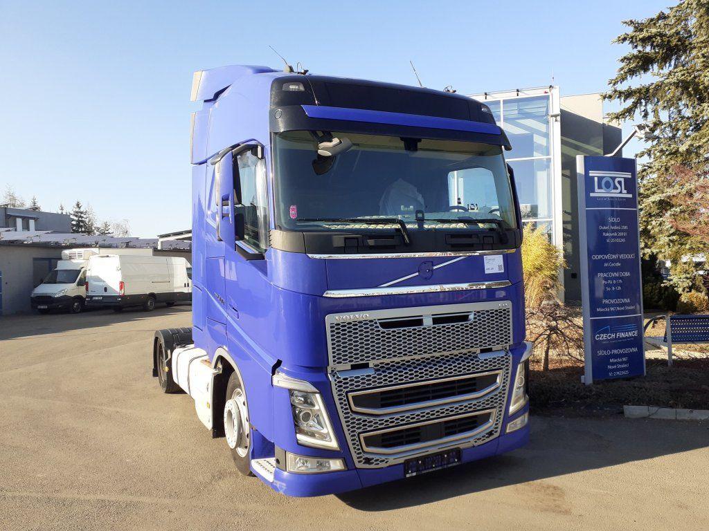 Volvo FH500 Globetrotter EURO 6 MEGA/lowdeck - Tegljač: slika Volvo FH500 Globetrotter EURO 6 MEGA/lowdeck - Tegljač Volvo FH500 Globetrotter EURO 6 MEGA/lowdeck - Tegljač: slika Volvo FH500 Globetrotter EURO 6 MEGA/lowdeck - Tegljač