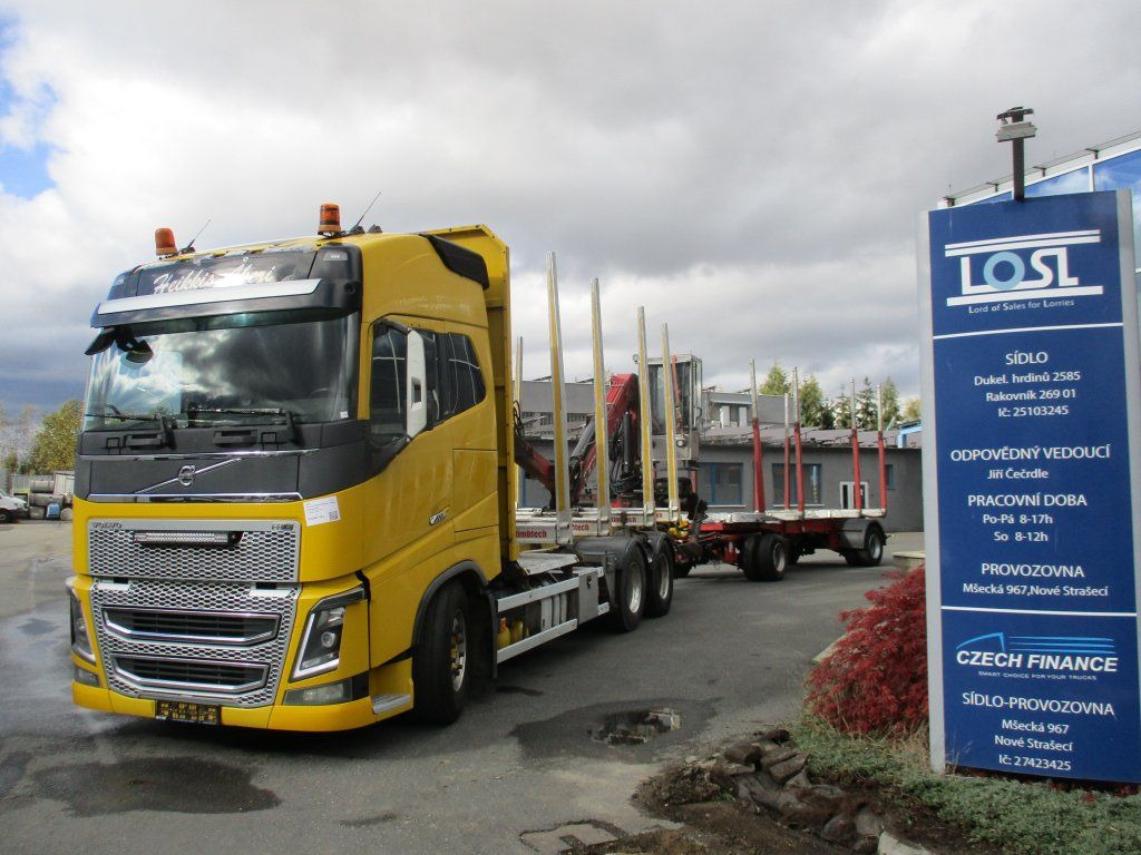 Volvo FH 16 750 6x4 + Fliegl - Kamion šumar, Kamion s kranom: slika Volvo FH 16 750 6x4 + Fliegl - Kamion šumar, Kamion s kranom Volvo FH 16 750 6x4 + Fliegl - Kamion šumar, Kamion s kranom: slika Volvo FH 16 750 6x4 + Fliegl - Kamion šumar, Kamion s kranom
