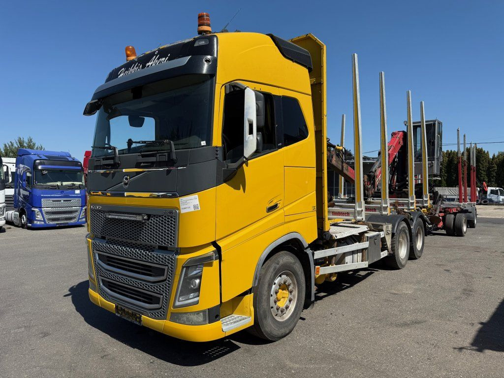 Volvo FH 16 750 6x4 + Fliegl - Kamion šumar, Kamion s kranom: slika Volvo FH 16 750 6x4 + Fliegl - Kamion šumar, Kamion s kranom Volvo FH 16 750 6x4 + Fliegl - Kamion šumar, Kamion s kranom: slika Volvo FH 16 750 6x4 + Fliegl - Kamion šumar, Kamion s kranom