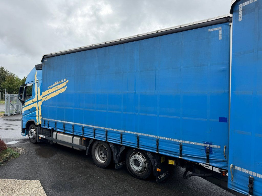 Volvo FH500 6x2 Euro 6 + Schmitz - Kamion s ceradom: slika Volvo FH500 6x2 Euro 6 + Schmitz - Kamion s ceradom Volvo FH500 6x2 Euro 6 + Schmitz - Kamion s ceradom: slika Volvo FH500 6x2 Euro 6 + Schmitz - Kamion s ceradom