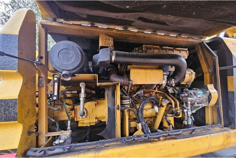 Bager na kotačima Caterpillar M312 Engcon EC20 tiltrotator: slika Bager na kotačima Caterpillar M312 Engcon EC20 tiltrotator Bager na kotačima Caterpillar M312 Engcon EC20 tiltrotator: slika Bager na kotačima Caterpillar M312 Engcon EC20 tiltrotator
