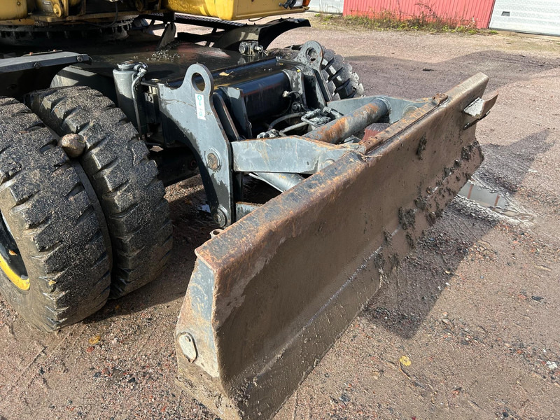 Bager na kotačima Caterpillar M312 Engcon EC20 tiltrotator: slika Bager na kotačima Caterpillar M312 Engcon EC20 tiltrotator Bager na kotačima Caterpillar M312 Engcon EC20 tiltrotator: slika Bager na kotačima Caterpillar M312 Engcon EC20 tiltrotator