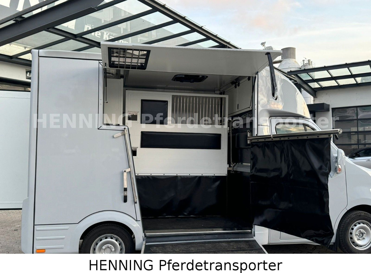 Nissan Interstar - Kamion za prijevoz stoke: slika Nissan Interstar - Kamion za prijevoz stoke Nissan Interstar - Kamion za prijevoz stoke: slika Nissan Interstar - Kamion za prijevoz stoke