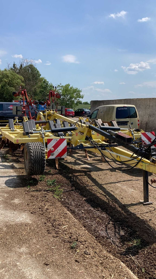 Agregat bezorkowy BEDNAR - Kultivator: slika Agregat bezorkowy BEDNAR - Kultivator Agregat bezorkowy BEDNAR - Kultivator: slika Agregat bezorkowy BEDNAR - Kultivator