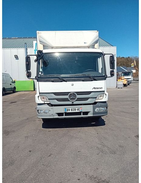 Mercedes-Benz Atego 1222 - Kamion sandučar: slika Mercedes-Benz Atego 1222 - Kamion sandučar Mercedes-Benz Atego 1222 - Kamion sandučar: slika Mercedes-Benz Atego 1222 - Kamion sandučar