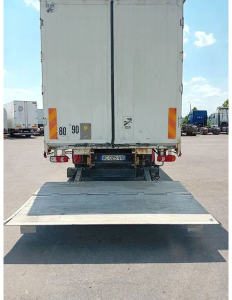 Renault Midlum 280 dxi - manual gearbox / steel suspension lames - Kamion s ceradom: slika Renault Midlum 280 dxi - manual gearbox / steel suspension lames - Kamion s ceradom Renault Midlum 280 dxi - manual gearbox / steel suspension lames - Kamion s ceradom: slika Renault Midlum 280 dxi - manual gearbox / steel suspension lames - Kamion s ceradom