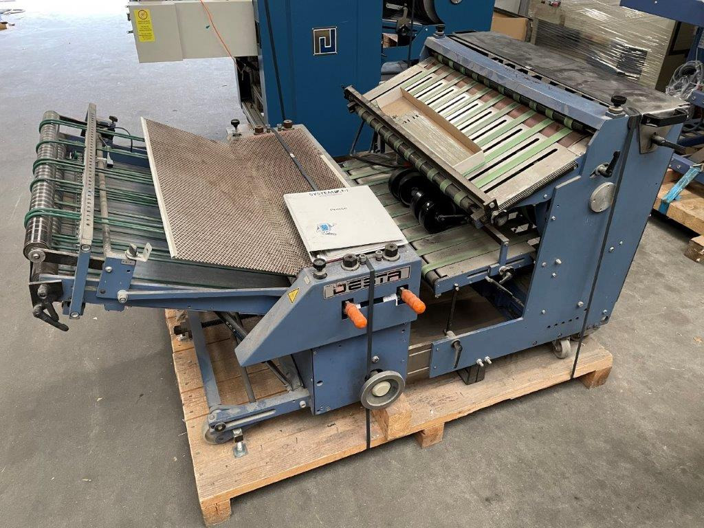 DESTA BAS-FSA 700 - combinable pressing unit with vertical stack delivery from 2006 - Falcerica: slika DESTA BAS-FSA 700 - combinable pressing unit with vertical stack delivery from 2006 - Falcerica DESTA BAS-FSA 700 - combinable pressing unit with vertical stack delivery from 2006 - Falcerica: slika DESTA BAS-FSA 700 - combinable pressing unit with vertical stack delivery from 2006 - Falcerica