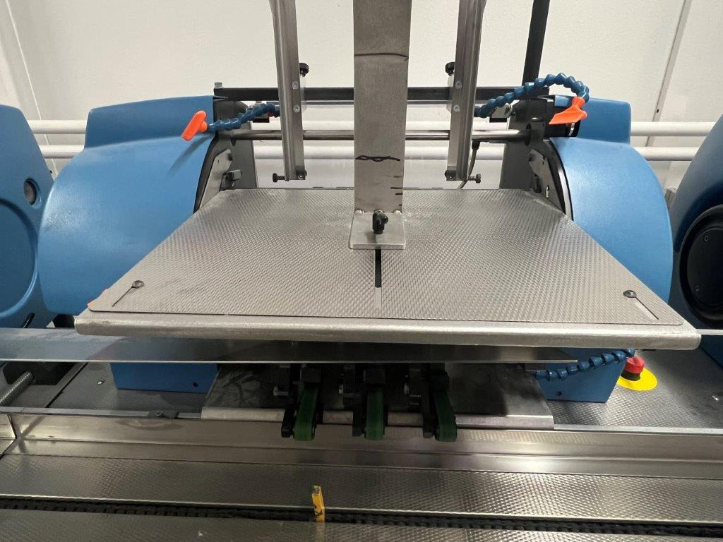 Inserting machine with foiling line Buhrs BB 1000 - Tiskarski stroj: slika Inserting machine with foiling line Buhrs BB 1000 - Tiskarski stroj Inserting machine with foiling line Buhrs BB 1000 - Tiskarski stroj: slika Inserting machine with foiling line Buhrs BB 1000 - Tiskarski stroj