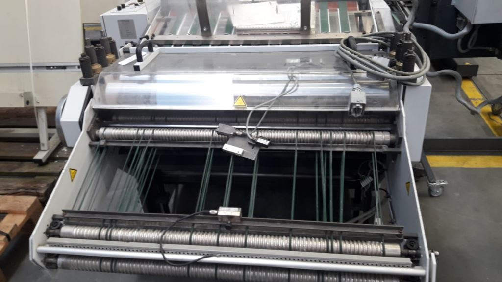 Vertical stack delivery with compression station Heidelberg Stahlfolder VSA 86 H - Falcerica: slika Vertical stack delivery with compression station Heidelberg Stahlfolder VSA 86 H - Falcerica Vertical stack delivery with compression station Heidelberg Stahlfolder VSA 86 H - Falcerica: slika Vertical stack delivery with compression station Heidelberg Stahlfolder VSA 86 H - Falcerica