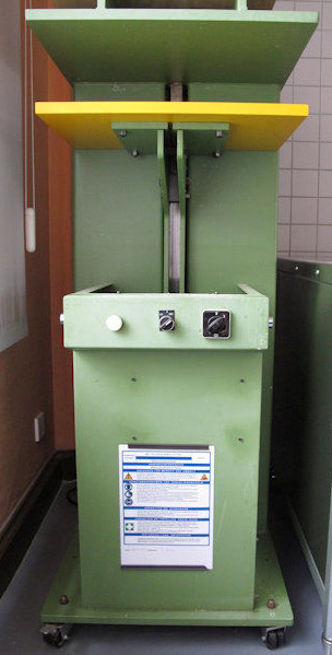 Zechini Gra-for Special 85 rolling semi-automatic book press - Stroj za uvez: slika Zechini Gra-for Special 85 rolling semi-automatic book press - Stroj za uvez Zechini Gra-for Special 85 rolling semi-automatic book press - Stroj za uvez: slika Zechini Gra-for Special 85 rolling semi-automatic book press - Stroj za uvez