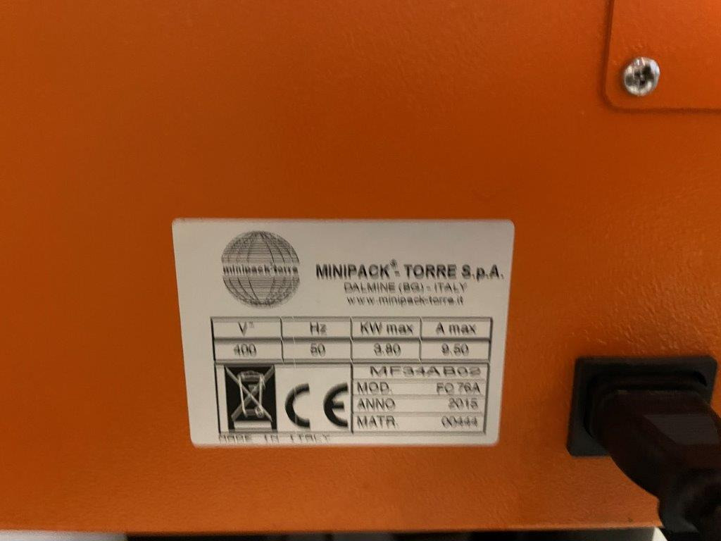 Semi-automatic shrink wrapping machine - hood shrinker Torre Minipack FC 76 A - Stroj za pakiranje: slika semi-automatic shrink wrapping machine - hood shrinker Torre Minipack FC 76 A - Stroj za pakiranje Semi-automatic shrink wrapping machine - hood shrinker Torre Minipack FC 76 A - Stroj za pakiranje: slika semi-automatic shrink wrapping machine - hood shrinker Torre Minipack FC 76 A - Stroj za pakiranje
