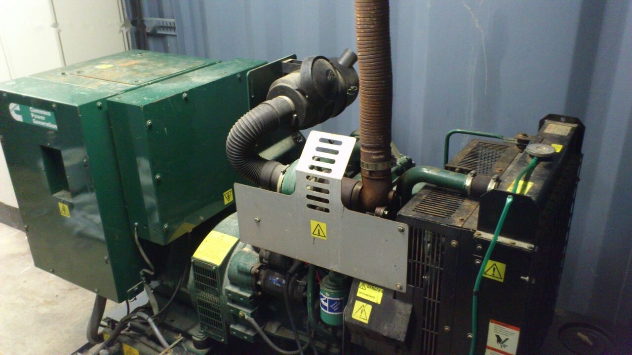 Cummins 88 kVA - Generatorski set: slika Cummins 88 kVA - Generatorski set Cummins 88 kVA - Generatorski set: slika Cummins 88 kVA - Generatorski set
