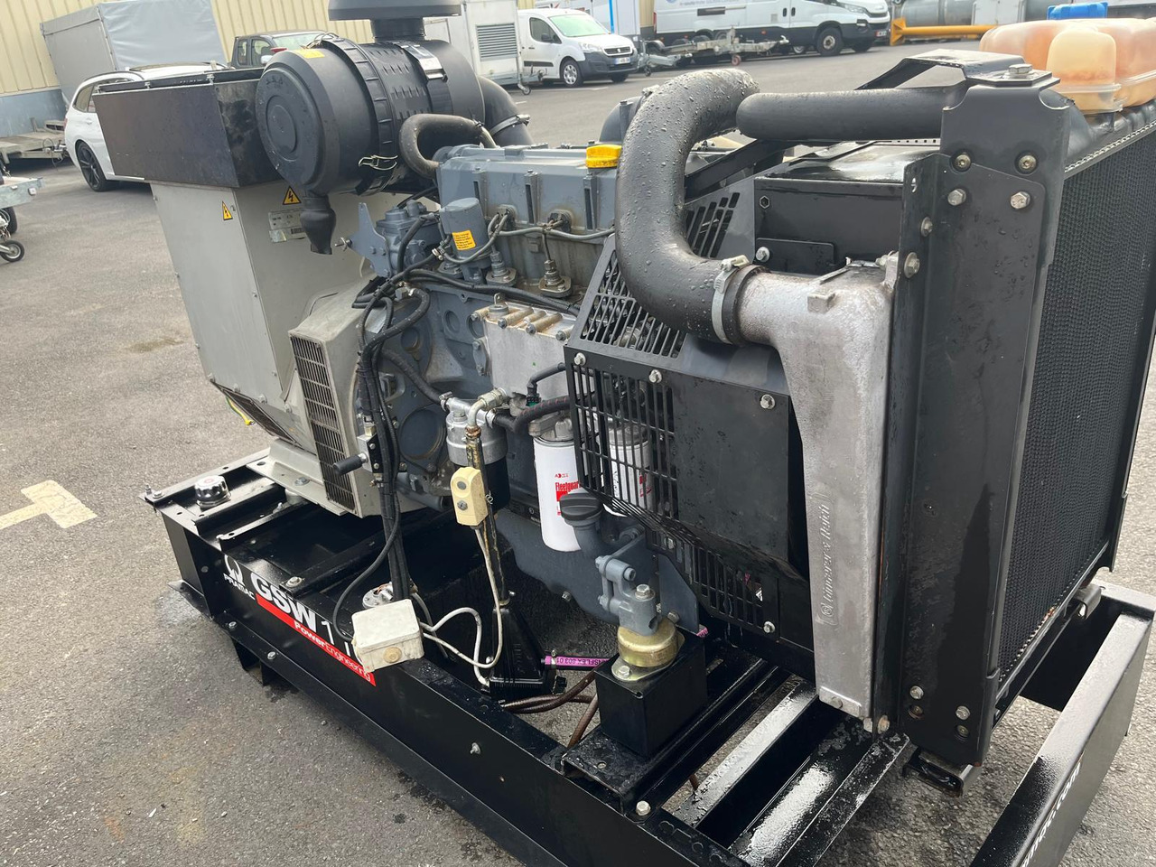 PRAMAC 110 kVa Deutz diesel - Generatorski set: slika PRAMAC 110 kVa Deutz diesel - Generatorski set PRAMAC 110 kVa Deutz diesel - Generatorski set: slika PRAMAC 110 kVa Deutz diesel - Generatorski set