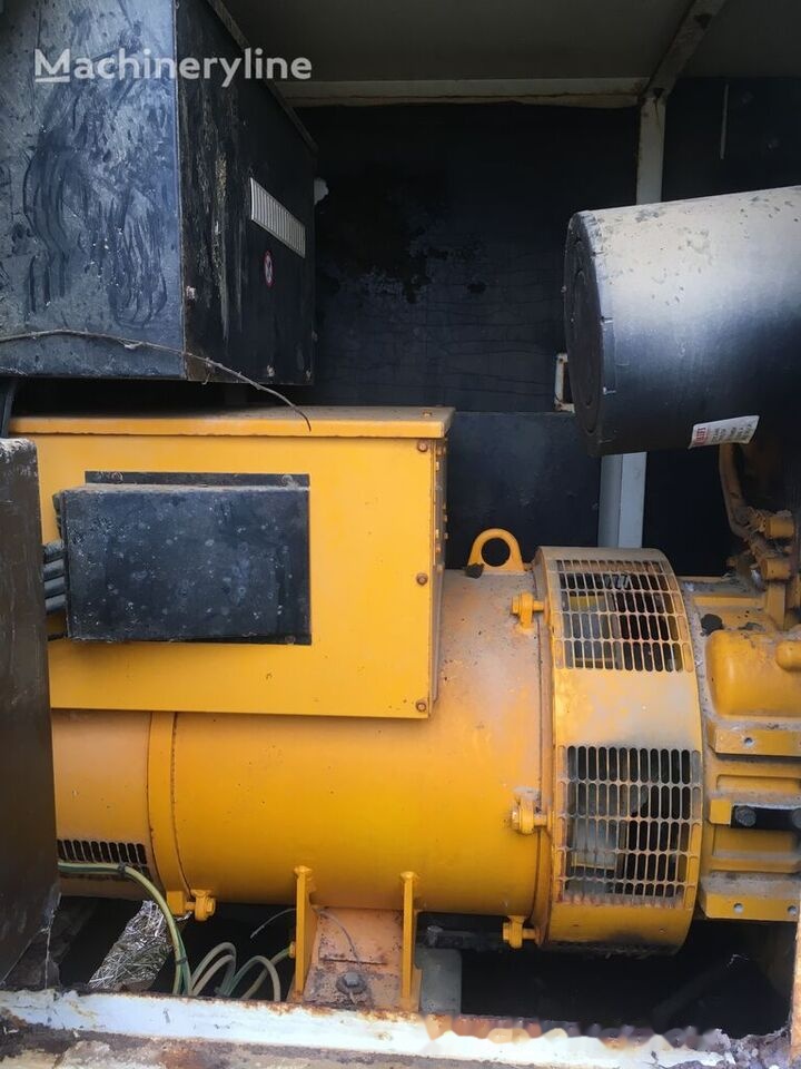 SDMO 200 kVa Cummins - Generatorski set: slika SDMO 200 kVa Cummins - Generatorski set SDMO 200 kVa Cummins - Generatorski set: slika SDMO 200 kVa Cummins - Generatorski set
