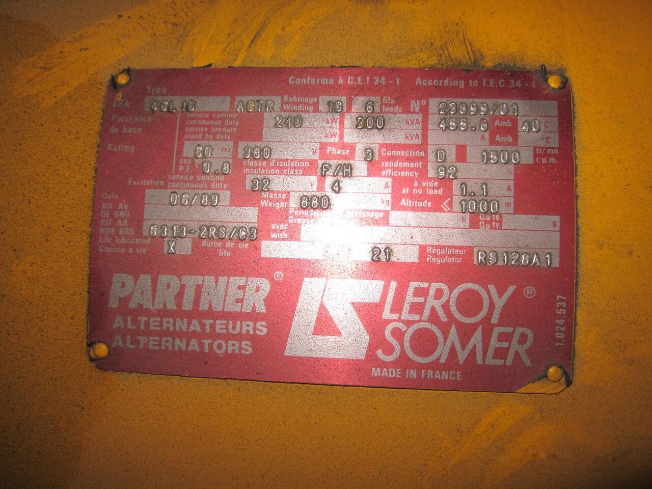 SDMO 330 kVa Cummins NT855-G6 - Generatorski set: slika SDMO 330 kVa Cummins NT855-G6 - Generatorski set SDMO 330 kVa Cummins NT855-G6 - Generatorski set: slika SDMO 330 kVa Cummins NT855-G6 - Generatorski set