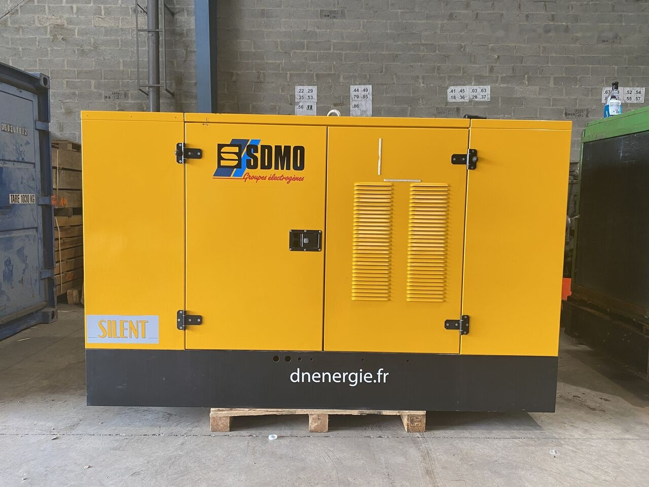SDMO Perkins 75 kVa Diesel - Generatorski set: slika SDMO Perkins 75 kVa Diesel - Generatorski set SDMO Perkins 75 kVa Diesel - Generatorski set: slika SDMO Perkins 75 kVa Diesel - Generatorski set