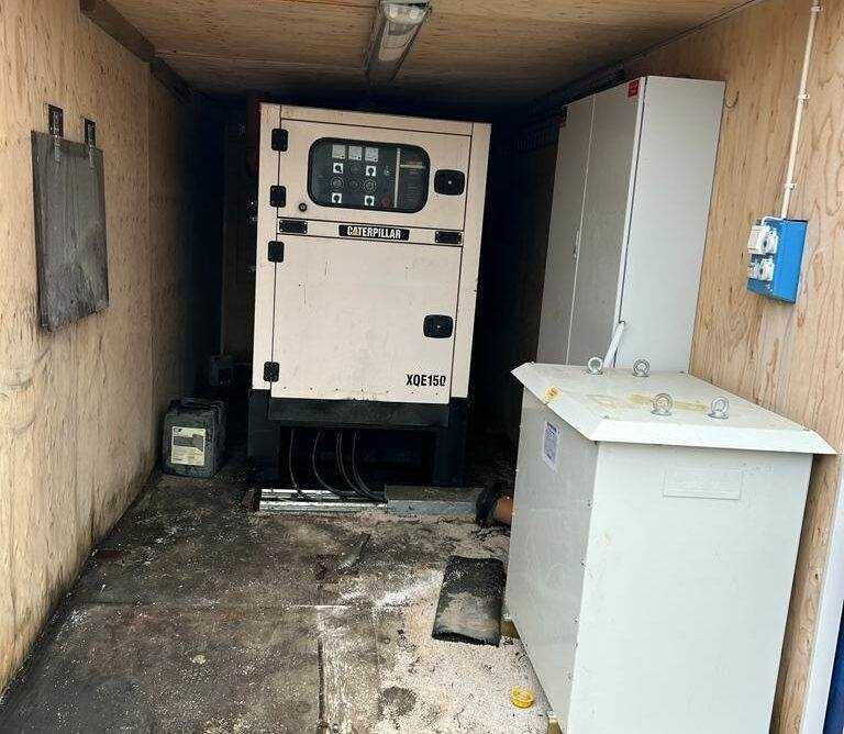 CAT OLYMPIAN XQE150-2 - Generatorski set: slika CAT OLYMPIAN XQE150-2 - Generatorski set CAT OLYMPIAN XQE150-2 - Generatorski set: slika CAT OLYMPIAN XQE150-2 - Generatorski set