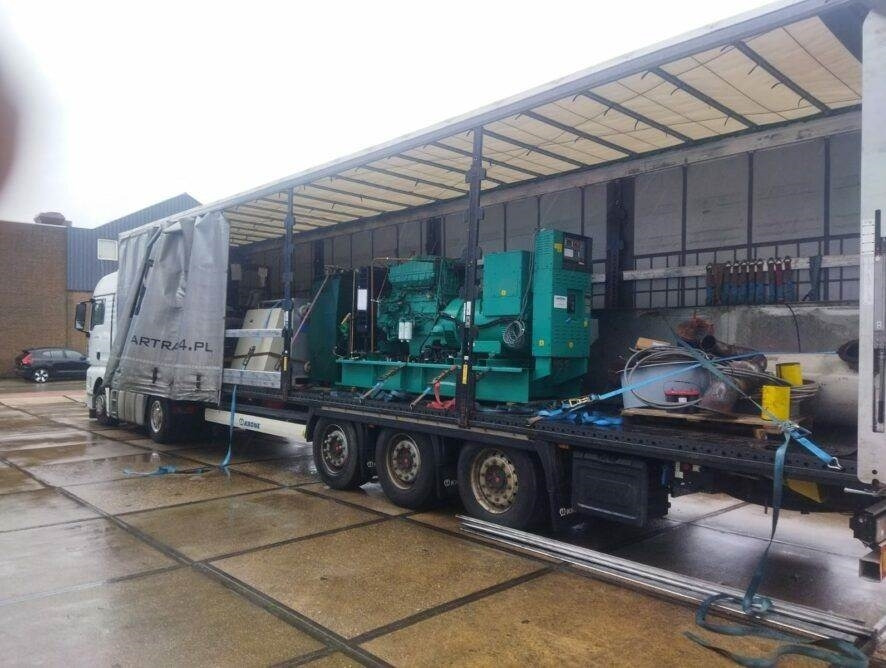 Cummins Generator Cummins C440 D5 - Generatorski set: slika Cummins Generator Cummins C440 D5 - Generatorski set Cummins Generator Cummins C440 D5 - Generatorski set: slika Cummins Generator Cummins C440 D5 - Generatorski set