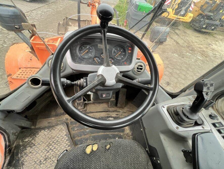 Utovarivač na kotačima Doosan DL250: slika Utovarivač na kotačima Doosan DL250