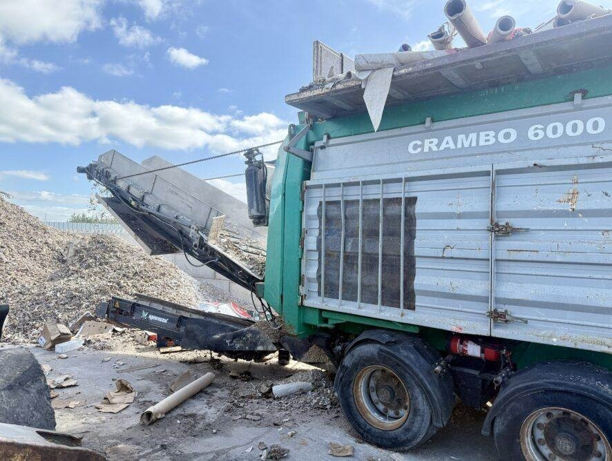Komptech Crambo 6000 - Drobilica za drvo: slika Komptech Crambo 6000 - Drobilica za drvo Komptech Crambo 6000 - Drobilica za drvo: slika Komptech Crambo 6000 - Drobilica za drvo