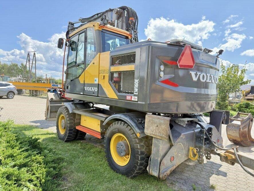 Volvo EW160E - Bager na kotačima: slika Volvo EW160E - Bager na kotačima Volvo EW160E - Bager na kotačima: slika Volvo EW160E - Bager na kotačima