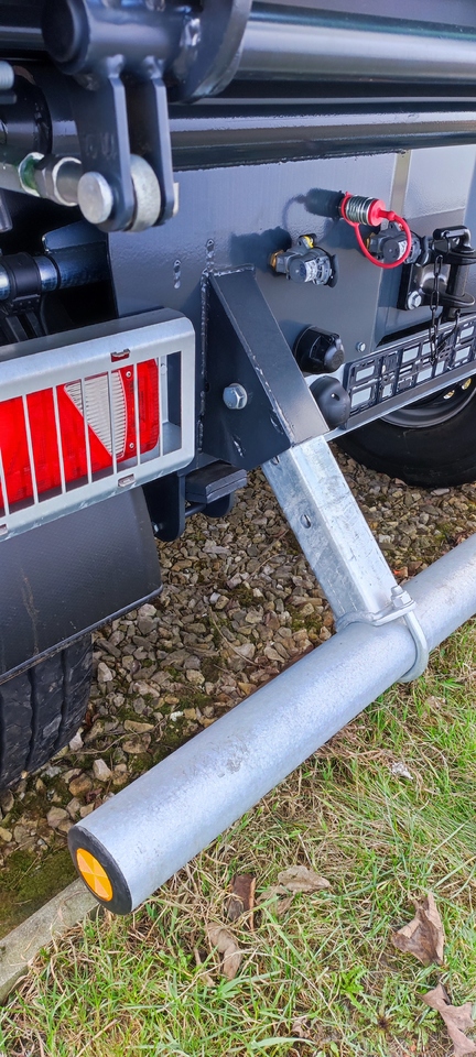 Novi Nagibna prikolica za poljoprivredna gospodarstva/ Istovarivač Zaslaw D737-14XL, 18T, 21m3: slika Novi Nagibna prikolica za poljoprivredna gospodarstva/ Istovarivač Zaslaw D737-14XL, 18T, 21m3 Novi Nagibna prikolica za poljoprivredna gospodarstva/ Istovarivač Zaslaw D737-14XL, 18T, 21m3: slika Novi Nagibna prikolica za poljoprivredna gospodarstva/ Istovarivač Zaslaw D737-14XL, 18T, 21m3