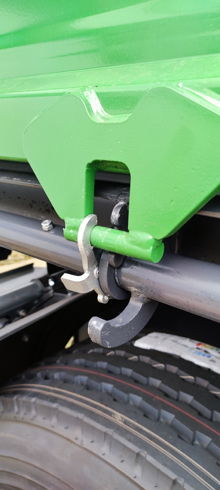 Novi Nagibna prikolica za poljoprivredna gospodarstva/ Istovarivač Zaslaw D737-14XL, 18T, 21m3: slika Novi Nagibna prikolica za poljoprivredna gospodarstva/ Istovarivač Zaslaw D737-14XL, 18T, 21m3 Novi Nagibna prikolica za poljoprivredna gospodarstva/ Istovarivač Zaslaw D737-14XL, 18T, 21m3: slika Novi Nagibna prikolica za poljoprivredna gospodarstva/ Istovarivač Zaslaw D737-14XL, 18T, 21m3