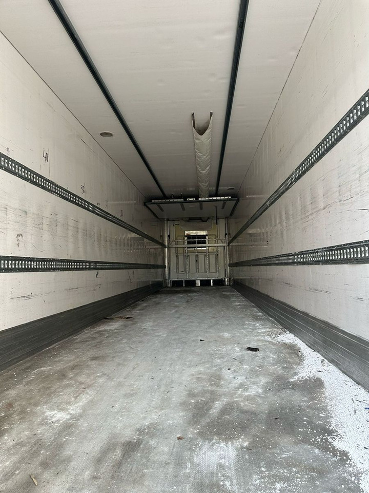 Lamberet LVF Carrier MAX 1300/Höhe 2,65m /Palettenkasten - Poluprikolica hladnjača: slika Lamberet LVF Carrier MAX 1300/Höhe 2,65m /Palettenkasten - Poluprikolica hladnjača Lamberet LVF Carrier MAX 1300/Höhe 2,65m /Palettenkasten - Poluprikolica hladnjača: slika Lamberet LVF Carrier MAX 1300/Höhe 2,65m /Palettenkasten - Poluprikolica hladnjača