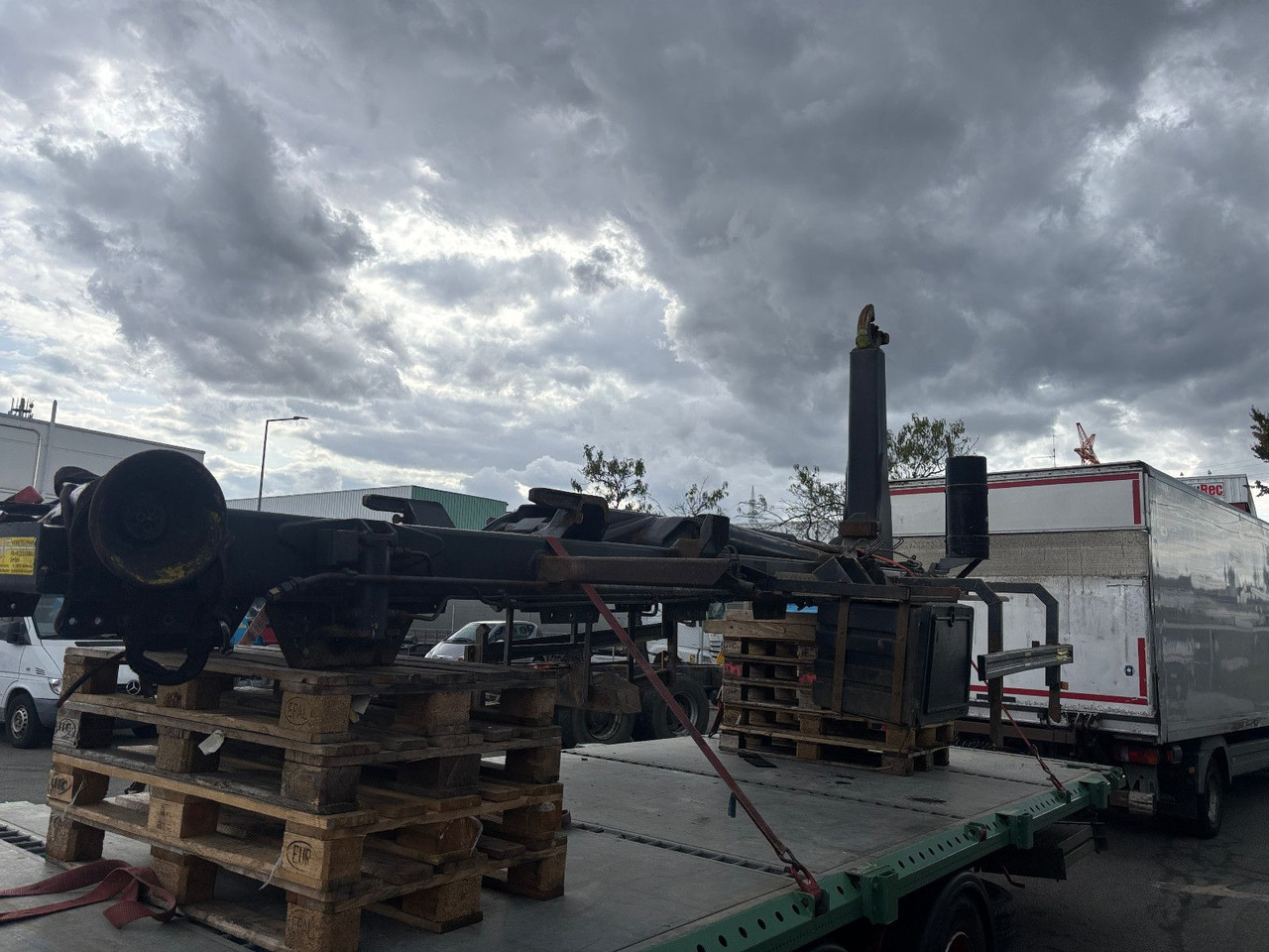 Meiller Aufbau RK 20-60/20.000Kg/260bar - Kamion s kukastom dizalicom: slika Meiller Aufbau RK 20-60/20.000Kg/260bar - Kamion s kukastom dizalicom Meiller Aufbau RK 20-60/20.000Kg/260bar - Kamion s kukastom dizalicom: slika Meiller Aufbau RK 20-60/20.000Kg/260bar - Kamion s kukastom dizalicom