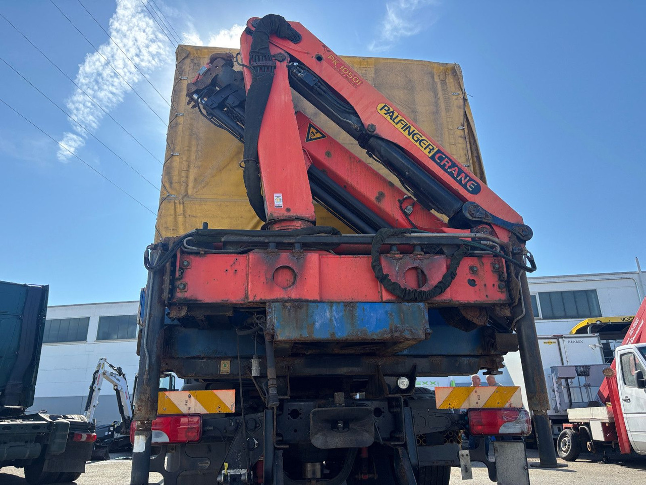 Palfinger PK10501 Wechselfahrgestellbrücke - Transporter kontejnera/ Prikolica s izmjenjivim sanducima: slika Palfinger PK10501 Wechselfahrgestellbrücke - Transporter kontejnera/ Prikolica s izmjenjivim sanducima Palfinger PK10501 Wechselfahrgestellbrücke - Transporter kontejnera/ Prikolica s izmjenjivim sanducima: slika Palfinger PK10501 Wechselfahrgestellbrücke - Transporter kontejnera/ Prikolica s izmjenjivim sanducima