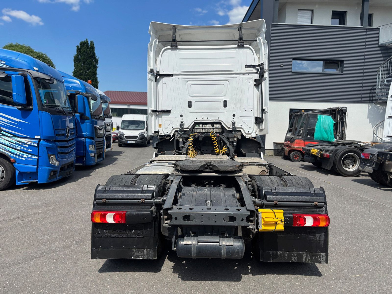 Mercedes-Benz Actros 1840 Kein 1842 1845 Retarder Blatt-Luft - Tegljač: slika Mercedes-Benz Actros 1840 Kein 1842 1845 Retarder Blatt-Luft - Tegljač Mercedes-Benz Actros 1840 Kein 1842 1845 Retarder Blatt-Luft - Tegljač: slika Mercedes-Benz Actros 1840 Kein 1842 1845 Retarder Blatt-Luft - Tegljač