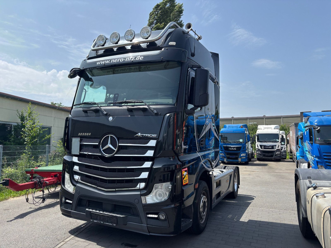 Mercedes-Benz Actros 1852 Giga Space/Alu Felgen/Retarder - Tegljač: slika Mercedes-Benz Actros 1852 Giga Space/Alu Felgen/Retarder - Tegljač Mercedes-Benz Actros 1852 Giga Space/Alu Felgen/Retarder - Tegljač: slika Mercedes-Benz Actros 1852 Giga Space/Alu Felgen/Retarder - Tegljač