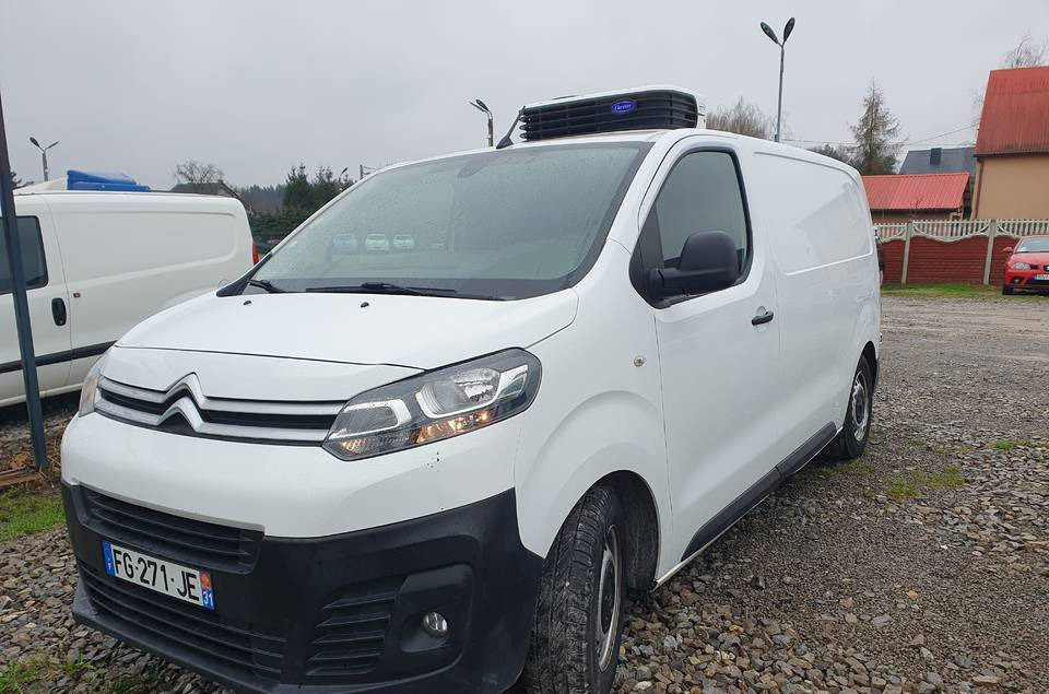 Citroen JUMPY CHLODNIA MROZNIA CARRIER+230V KLIMA EURO6 - Dostavno vozilo hladnjača: slika Citroen JUMPY CHLODNIA MROZNIA CARRIER+230V KLIMA EURO6 - Dostavno vozilo hladnjača Citroen JUMPY CHLODNIA MROZNIA CARRIER+230V KLIMA EURO6 - Dostavno vozilo hladnjača: slika Citroen JUMPY CHLODNIA MROZNIA CARRIER+230V KLIMA EURO6 - Dostavno vozilo hladnjača