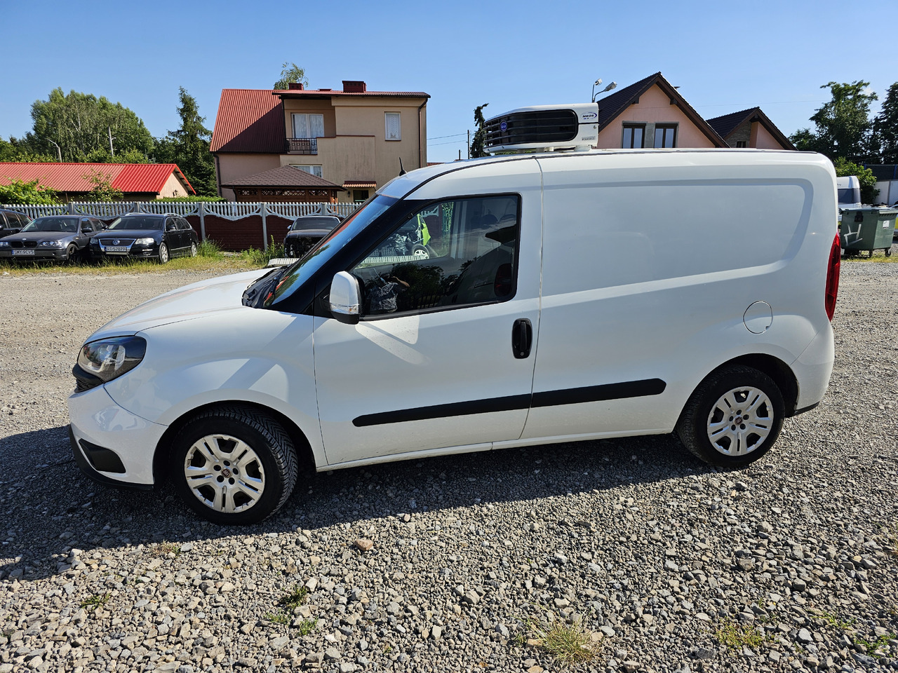 FIAT DOBLO CHLODNIA MROZNIA CARRIER KLIMA EURO6 - Dostavno vozilo hladnjača: slika FIAT DOBLO CHLODNIA MROZNIA CARRIER KLIMA EURO6 - Dostavno vozilo hladnjača FIAT DOBLO CHLODNIA MROZNIA CARRIER KLIMA EURO6 - Dostavno vozilo hladnjača: slika FIAT DOBLO CHLODNIA MROZNIA CARRIER KLIMA EURO6 - Dostavno vozilo hladnjača