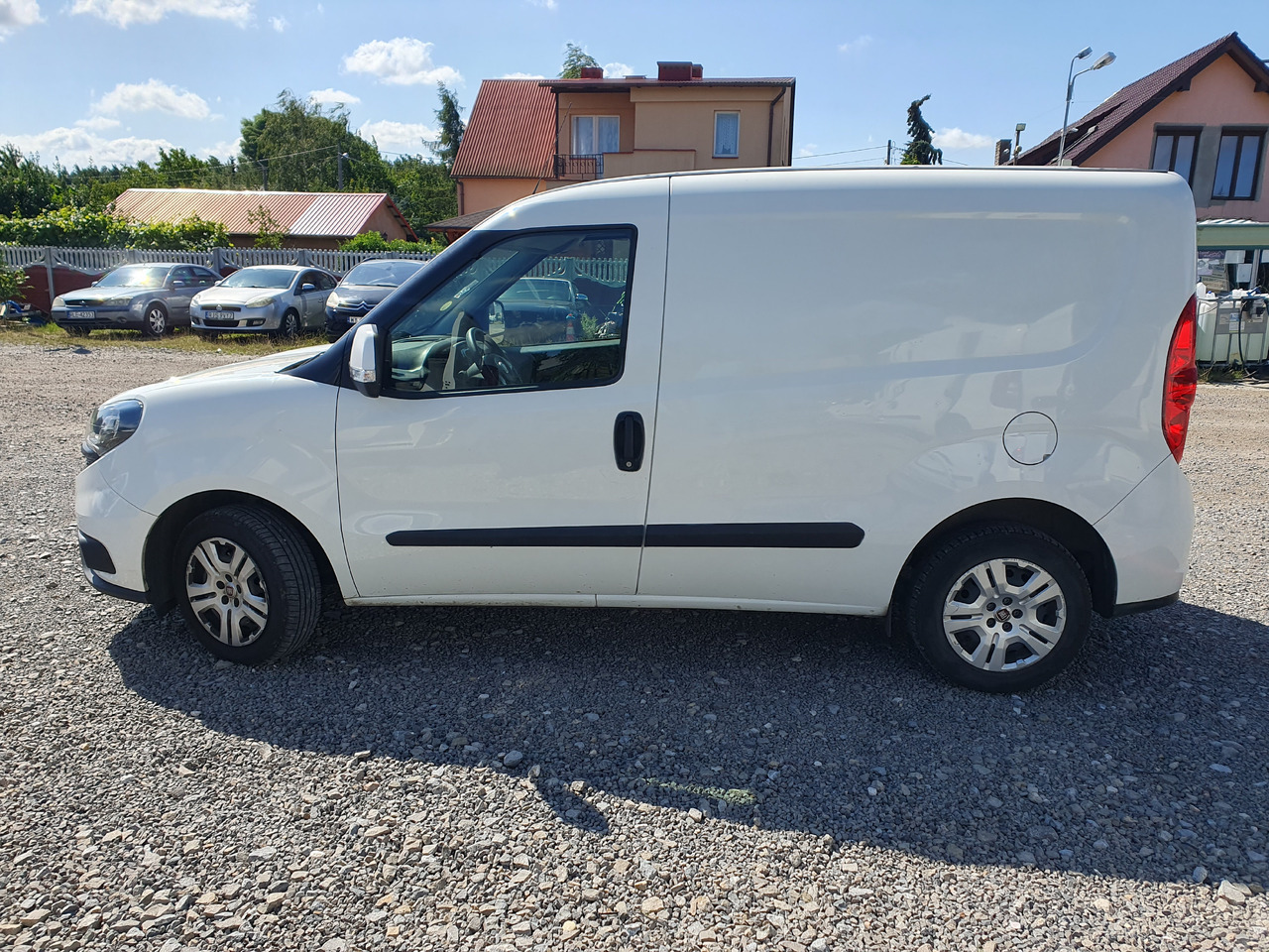 FIAT DOBLO CHLODNIA THERMOKING KLIMA EURO6 - Dostavno vozilo hladnjača: slika FIAT DOBLO CHLODNIA THERMOKING KLIMA EURO6 - Dostavno vozilo hladnjača FIAT DOBLO CHLODNIA THERMOKING KLIMA EURO6 - Dostavno vozilo hladnjača: slika FIAT DOBLO CHLODNIA THERMOKING KLIMA EURO6 - Dostavno vozilo hladnjača