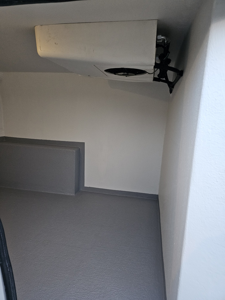 Dostavno vozilo hladnjača FIAT DOBLO LONG CHLODNIA carrier KLIMA  EURO6 [ Copy ] [ Copy ]: slika Dostavno vozilo hladnjača FIAT DOBLO LONG CHLODNIA carrier KLIMA  EURO6 [ Copy ] [ Copy ]